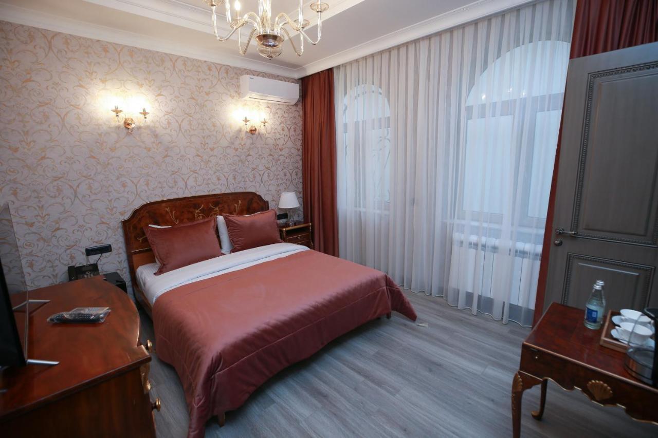 West Inn Hotel & Restaurant Nz Baky Esterno foto