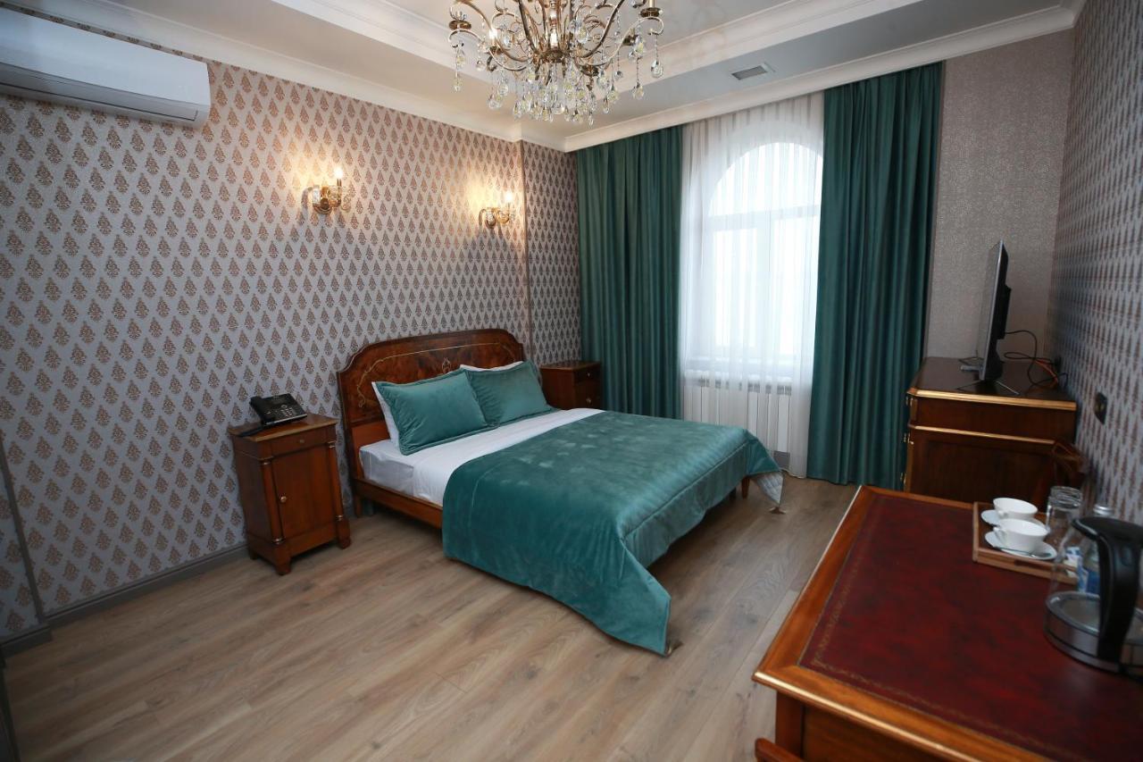 West Inn Hotel & Restaurant Nz Baky Esterno foto