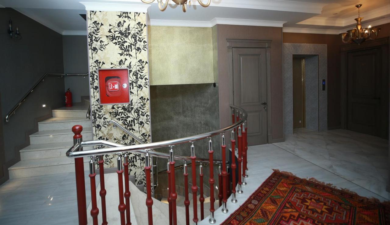 West Inn Hotel & Restaurant Nz Baky Esterno foto
