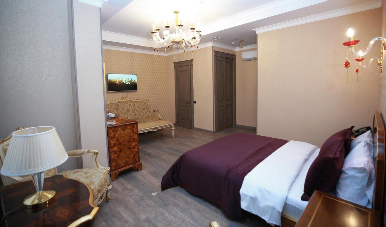 West Inn Hotel & Restaurant Nz Baky Esterno foto
