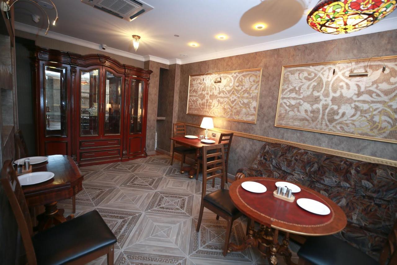 West Inn Hotel & Restaurant Nz Baky Esterno foto